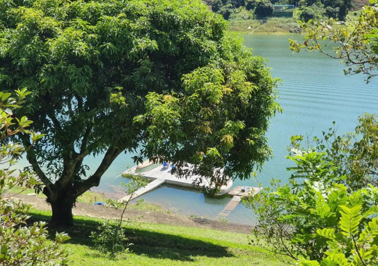 Maravilhoso Sitio Na Beira Da Represa Villa Igaratá Kültér fotó